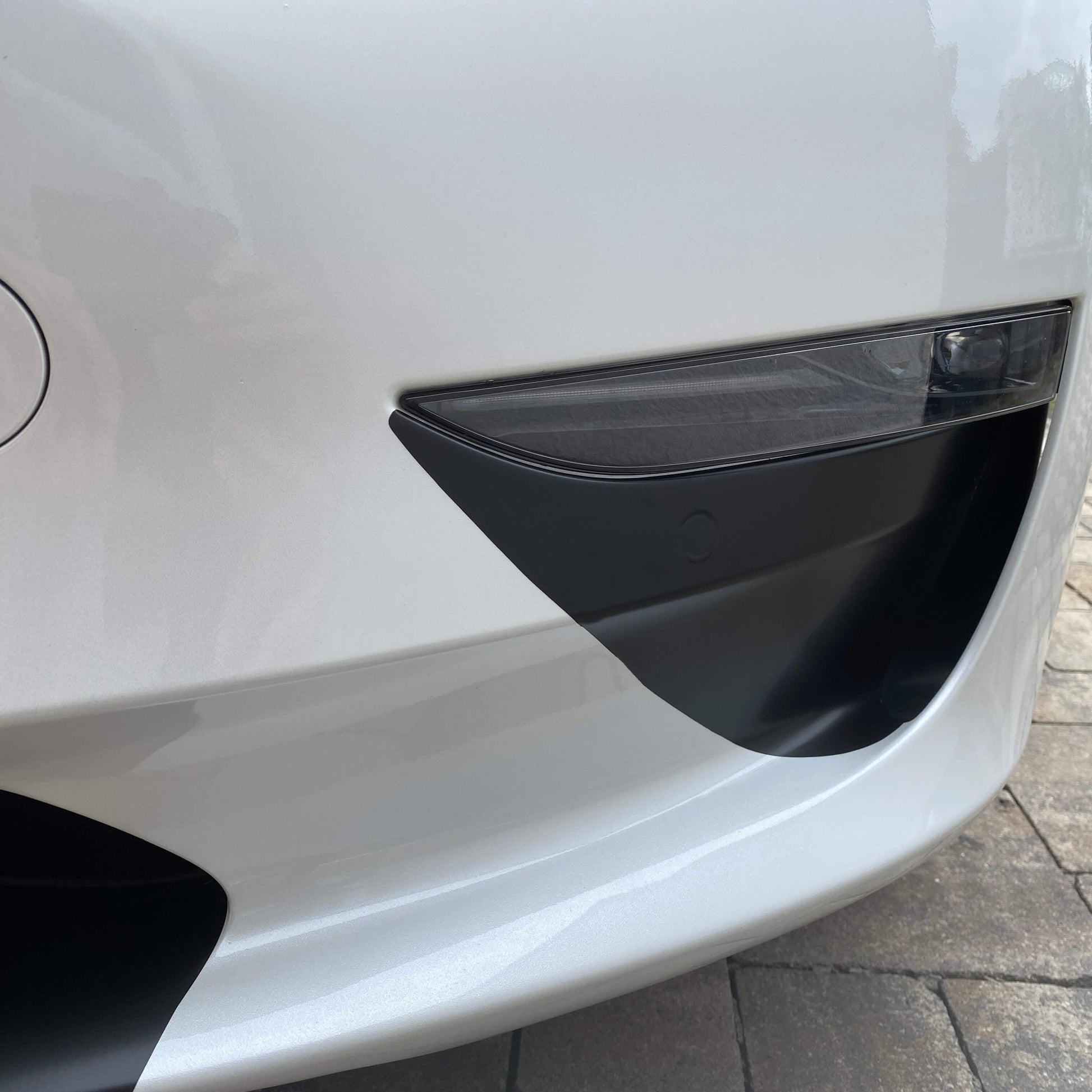 Sport mode front bumper - Tesla Model 3